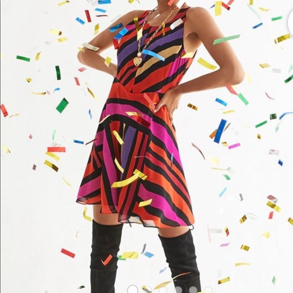 CAbi limited edition Fete’ dress 4075 NWOT